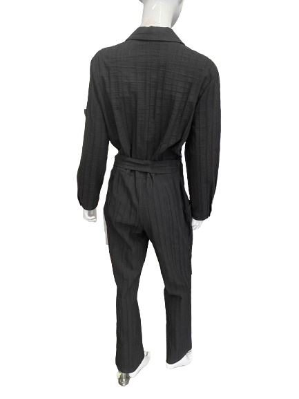 Combinaison noire zippée