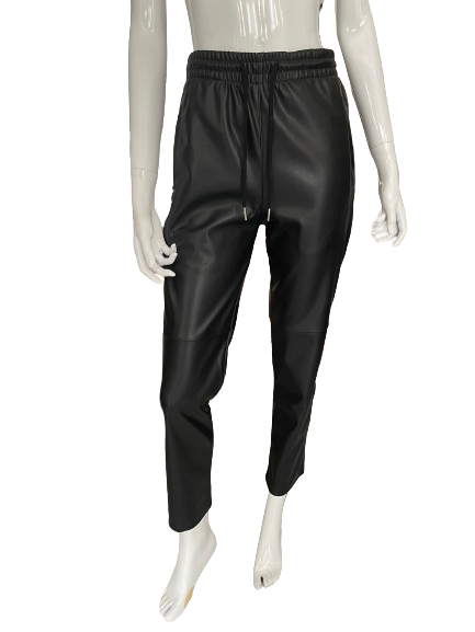 Pantalon noir en similicuir effet jogging