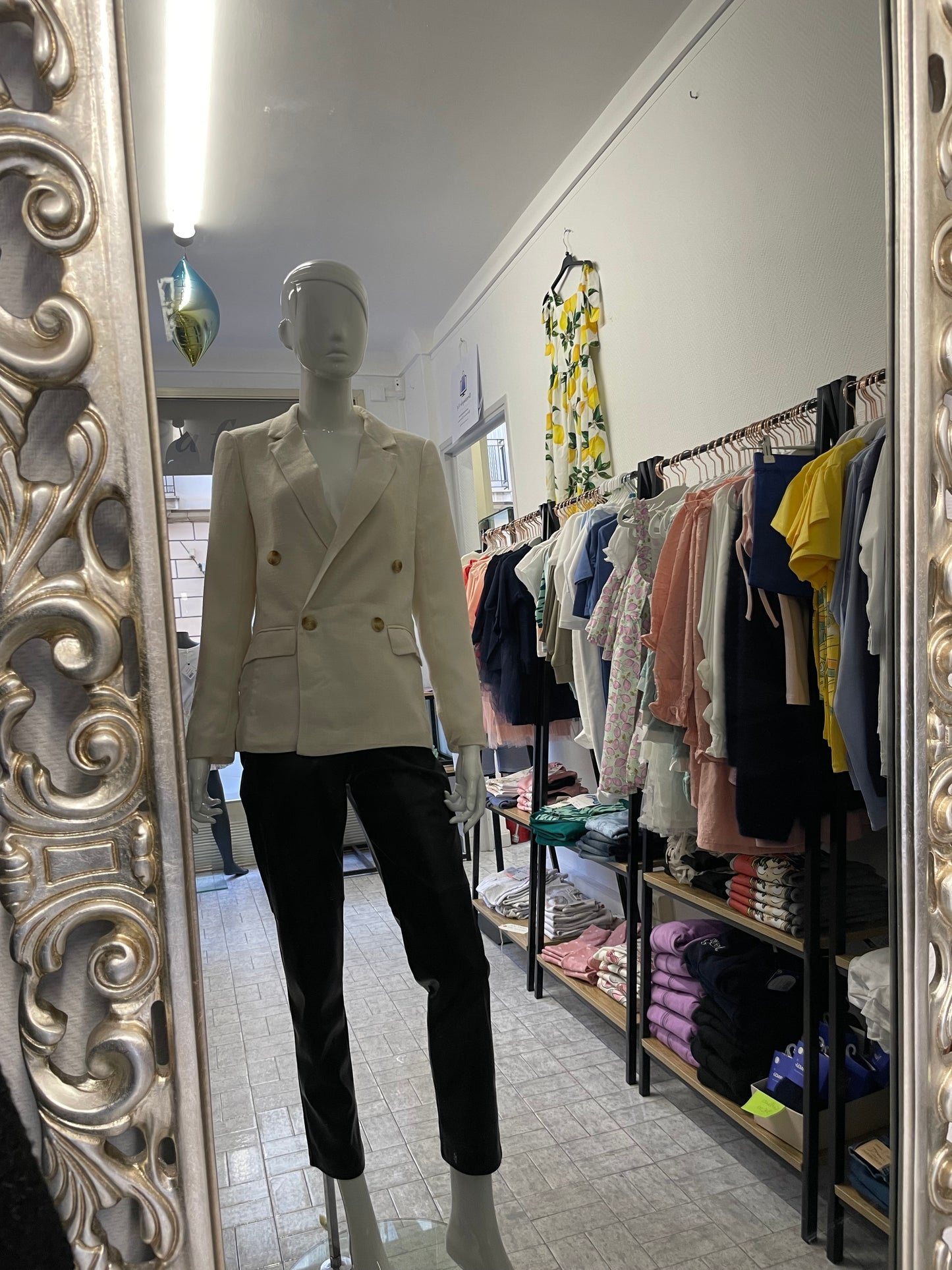 Veste beige col tailleur