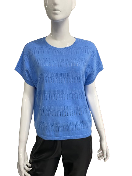 Top bleu ajouré
