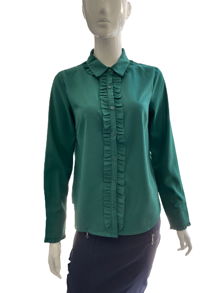 Chemise verte volantée