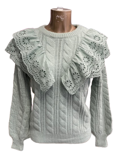 Pull vert d'eau à volants brodés